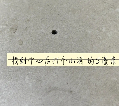 运城市瓷砖空鼓维修公司专业解答在瓷砖铺贴过程中，如果砂料搅拌不均匀，将会带来以下问题